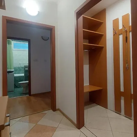 V Centre Mesta *