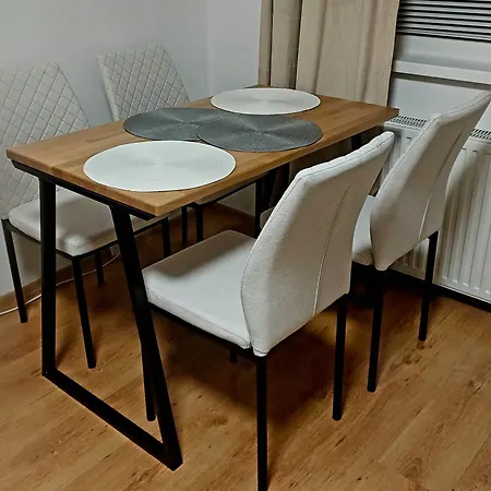 V Centre Mesta 巴尔代约夫